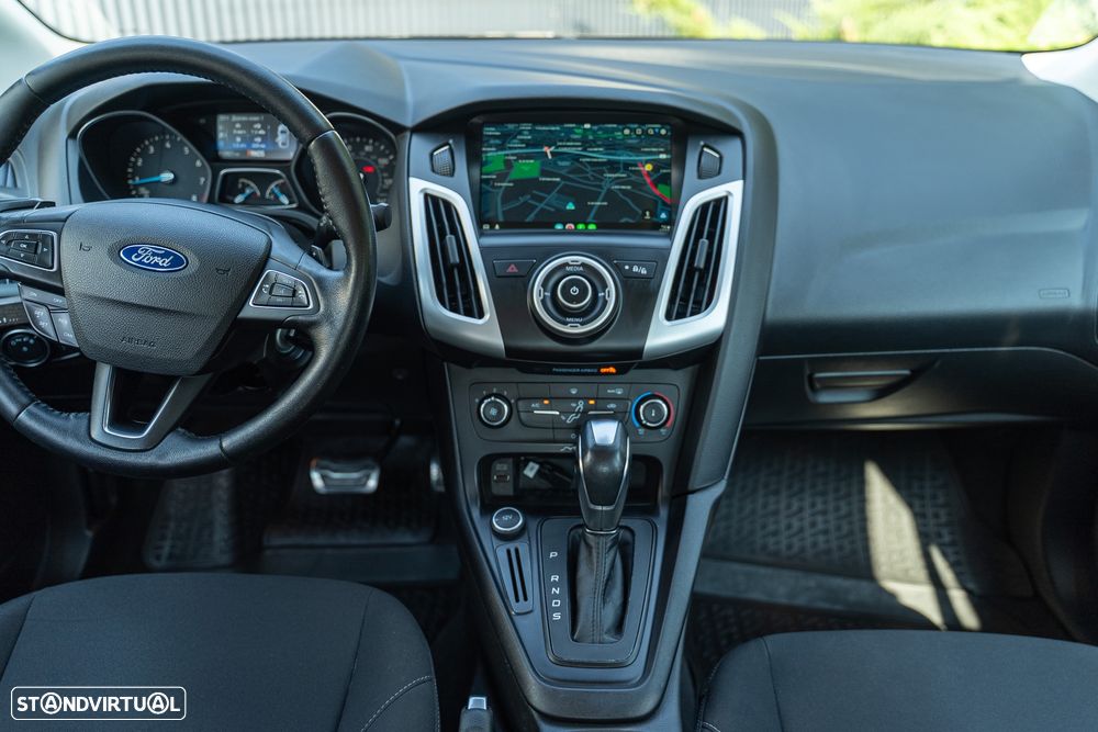 Ford Focus - 11