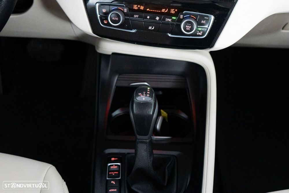 BMW X1 25 e xDrive Corporate Edition - 19