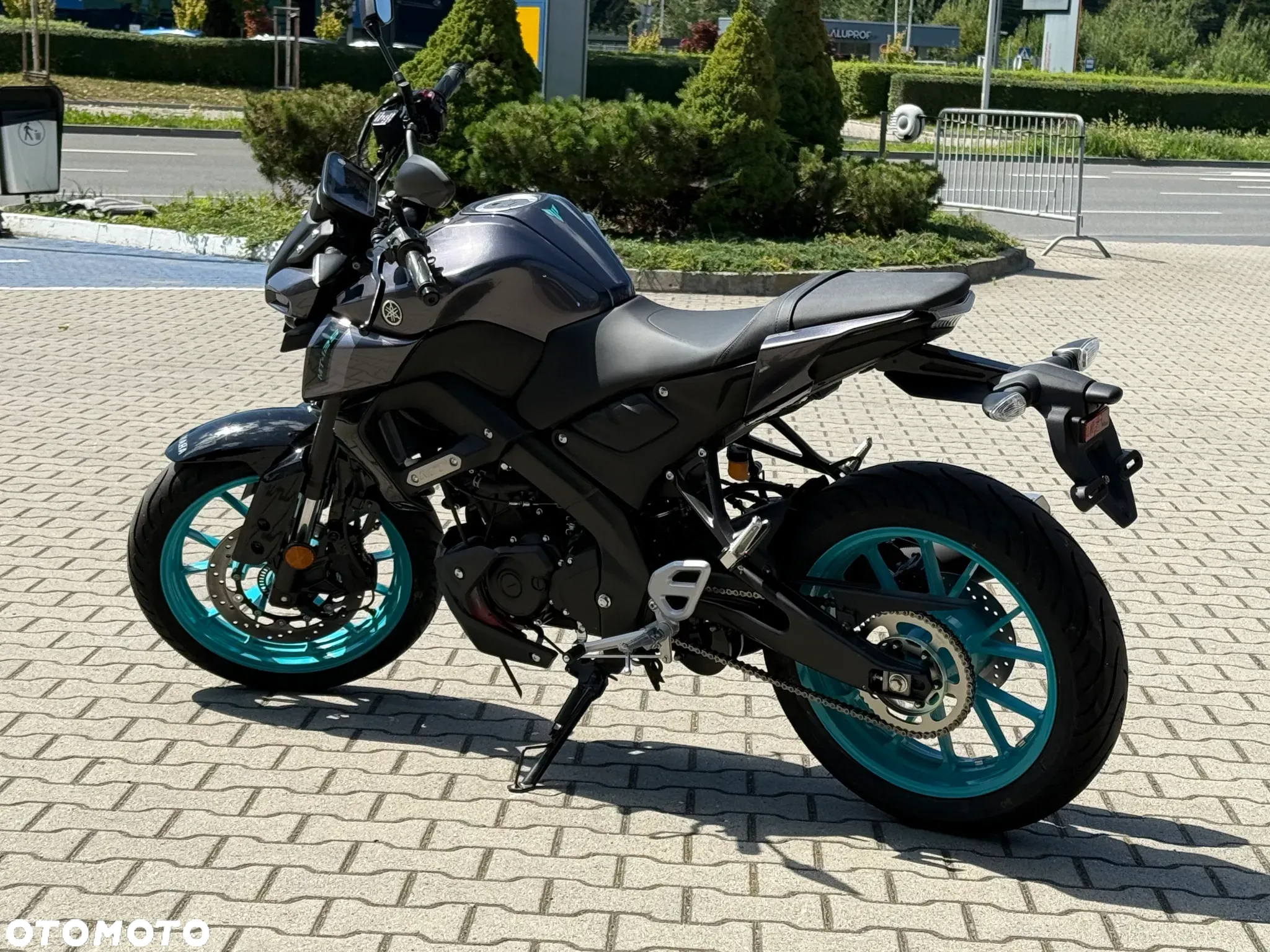 Yamaha MT - 4