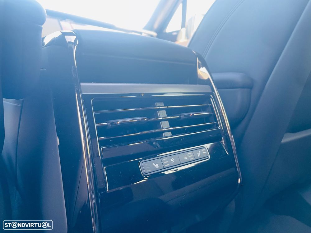 Land Rover Range Rover Sport 3.0 P460e Dynamic SE - 24