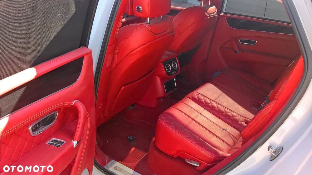 Bentley Bentayga W12 - 4