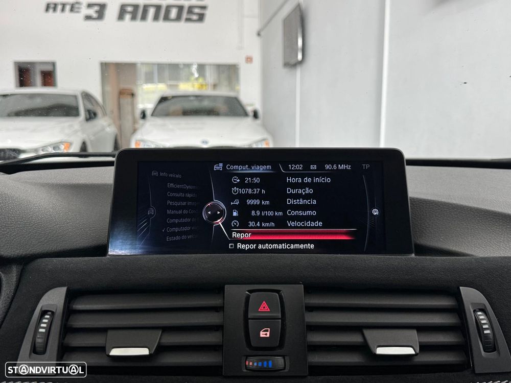 BMW 320 d Auto Pack M - 23