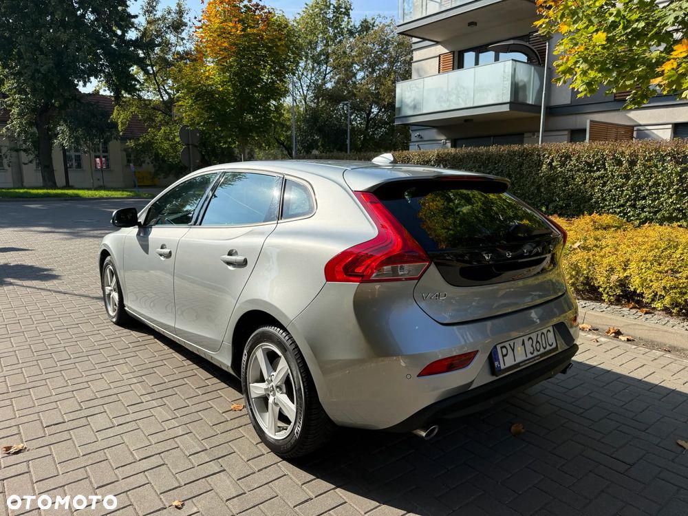 Volvo V40 D2 Drive-E Inscription - 4
