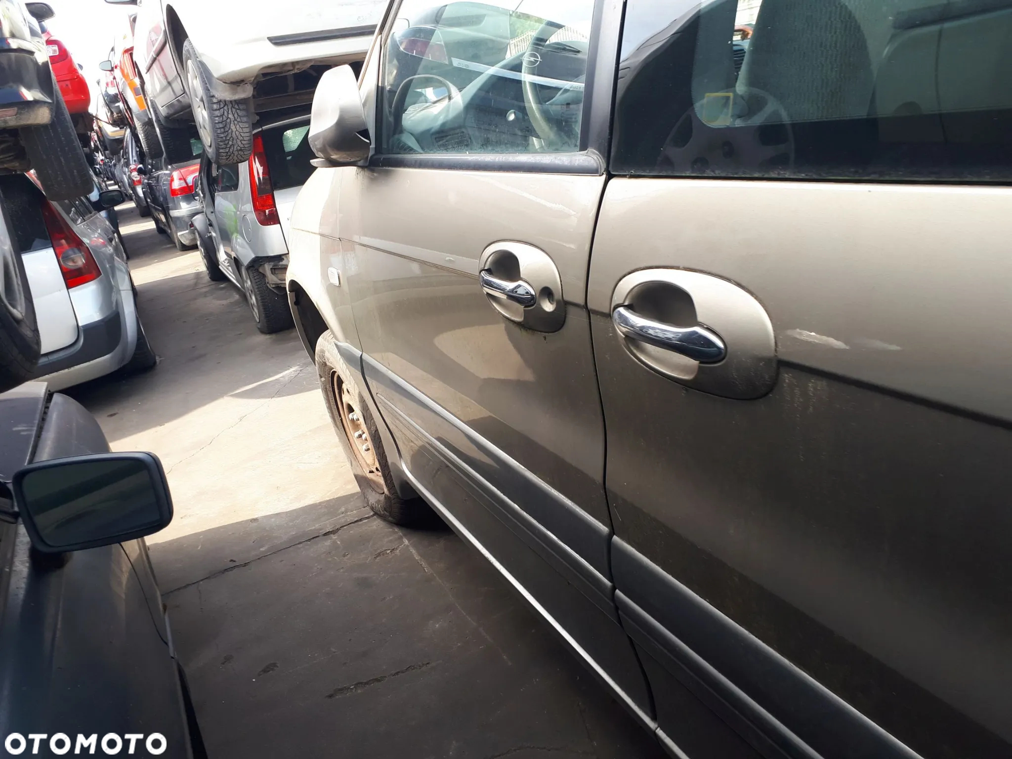 KIA CARNIVAL I LIFT 01-05 MASKA PRZÓD PRZEDNIA KOMPLETNA - 14