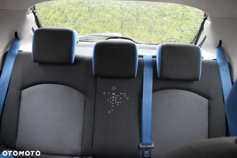 Peugeot 206 plus - 13