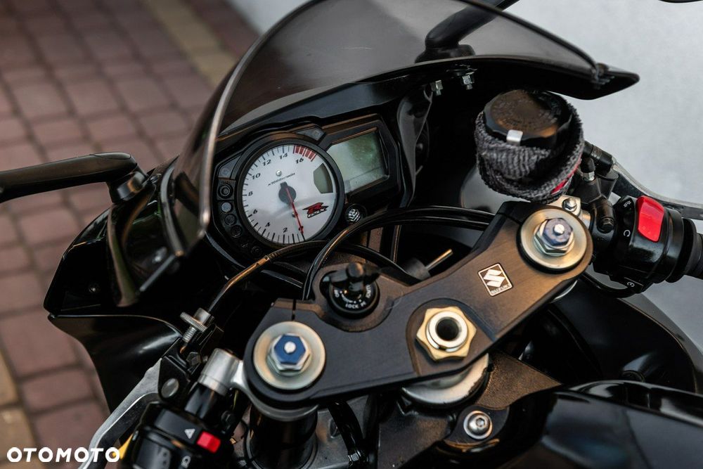 Suzuki GSX-R - 8