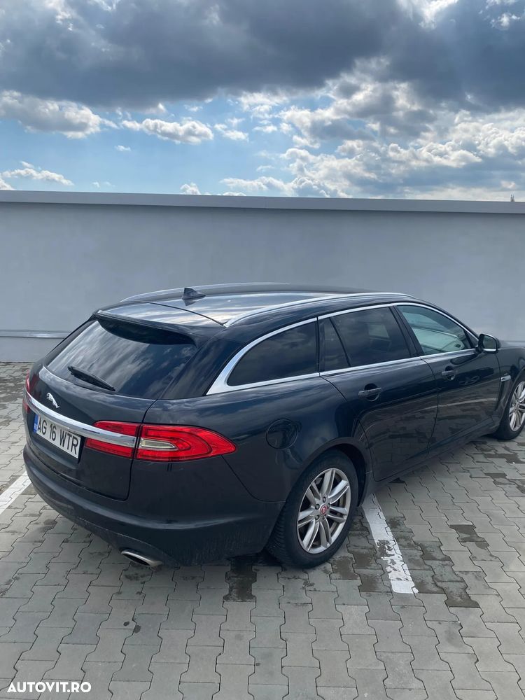 Jaguar XF 2.2D Premium Luxury - 5