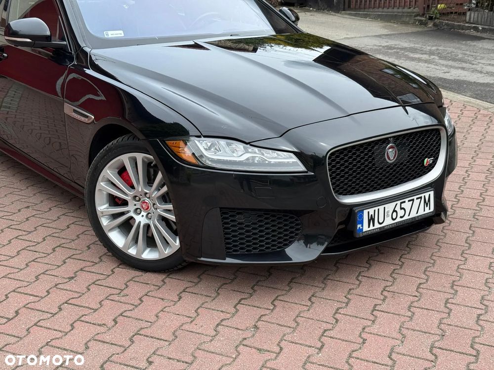 Jaguar XF S AWD - 34