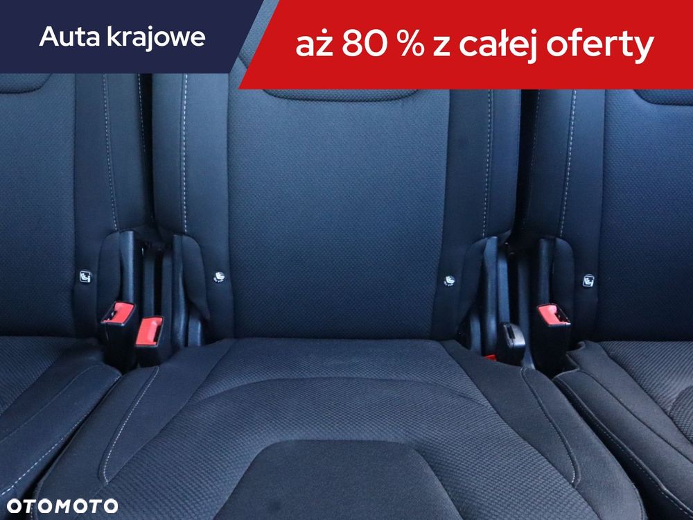 Ford S-Max - 12