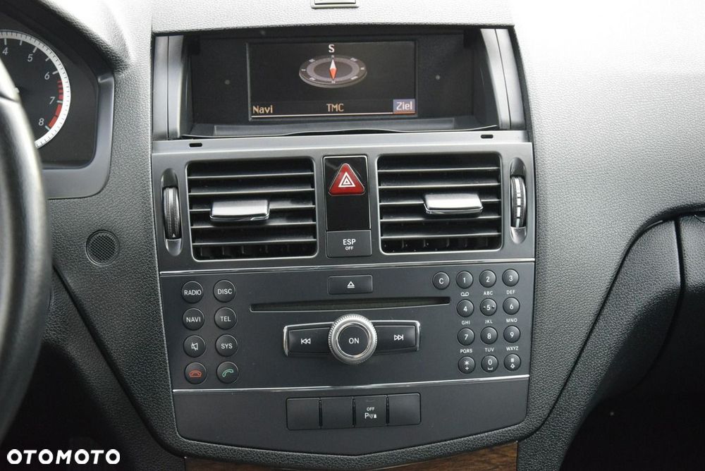 Mercedes-Benz Klasa C - 32
