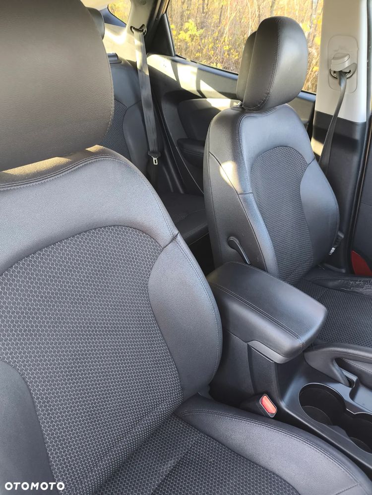 Hyundai ix35 1.6 GDI Classic 2WD - 14