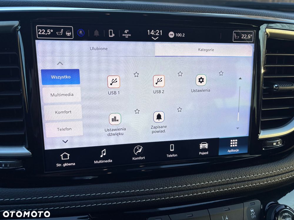 Chrysler Pacifica - 32