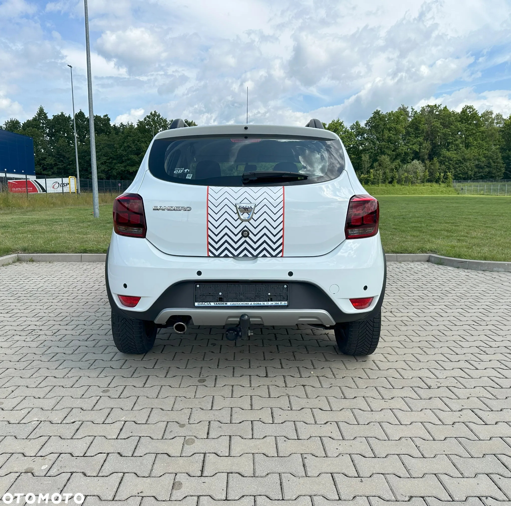 Dacia Sandero Stepway TCe 90 S&S Celebration - 8
