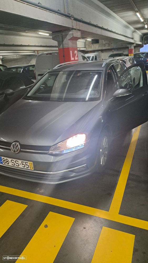 VW Golf Variant 1.6 TDi Confortline - 1