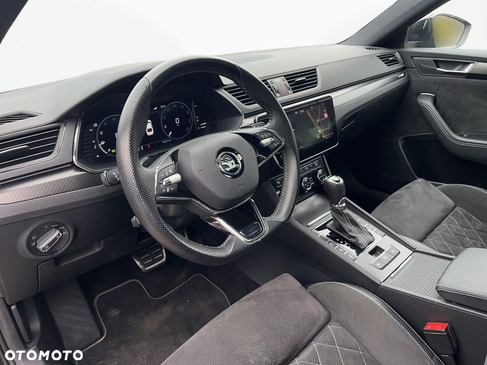 Skoda Superb 2.0 TDI SCR 4x4 Sportline DSG - 19
