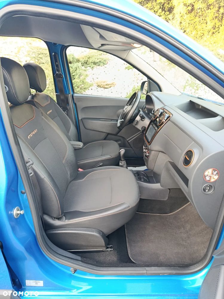 Dacia Dokker TCe 115 Stepway - 22