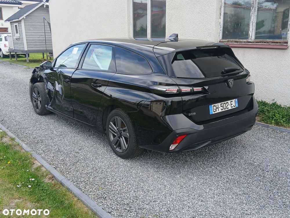 Peugeot 308 BlueHDi 130 EAT8 Business - 6