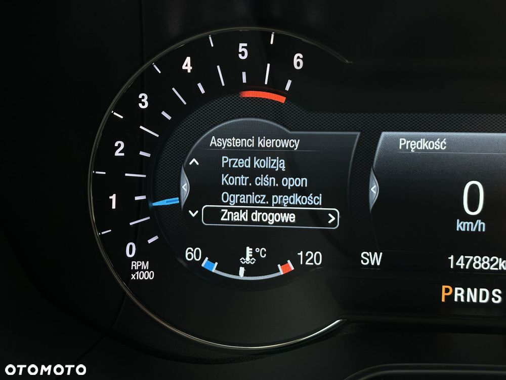 Ford Mondeo SW 2.0 EcoBlue Titanium - 23