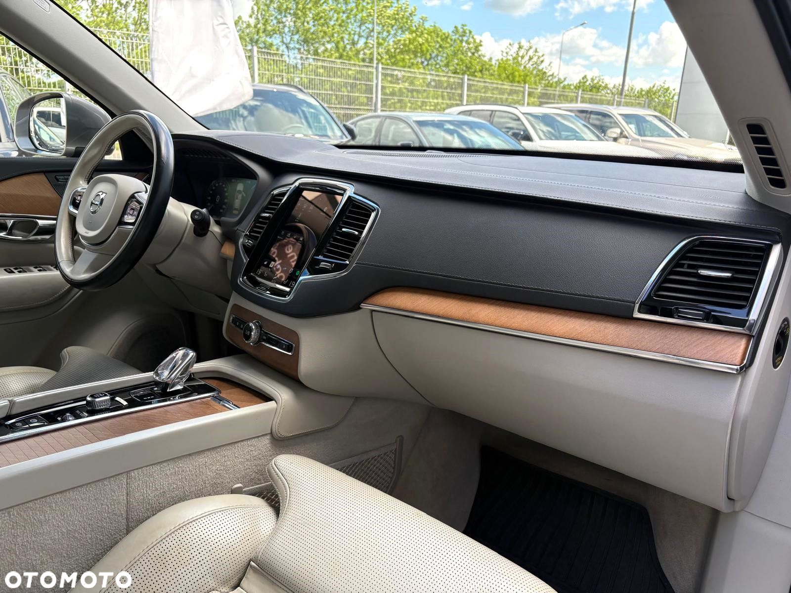Volvo XC 90 - 15