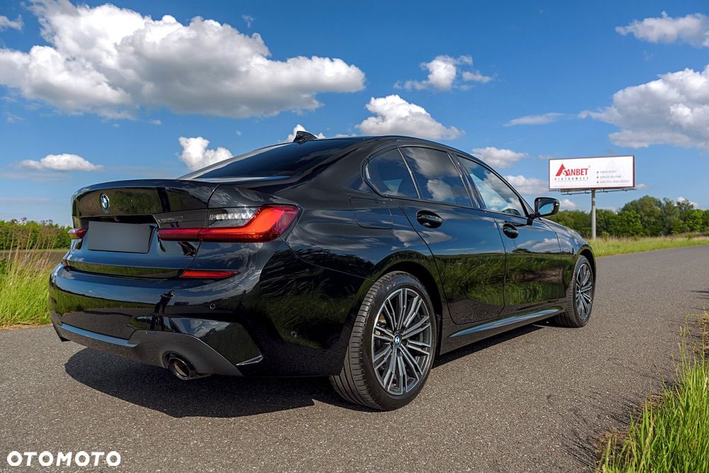 BMW Seria 3 320d xDrive mHEV M Sport - 5