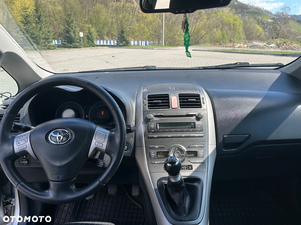 Toyota Auris 2.0 D-4D Sol - 8