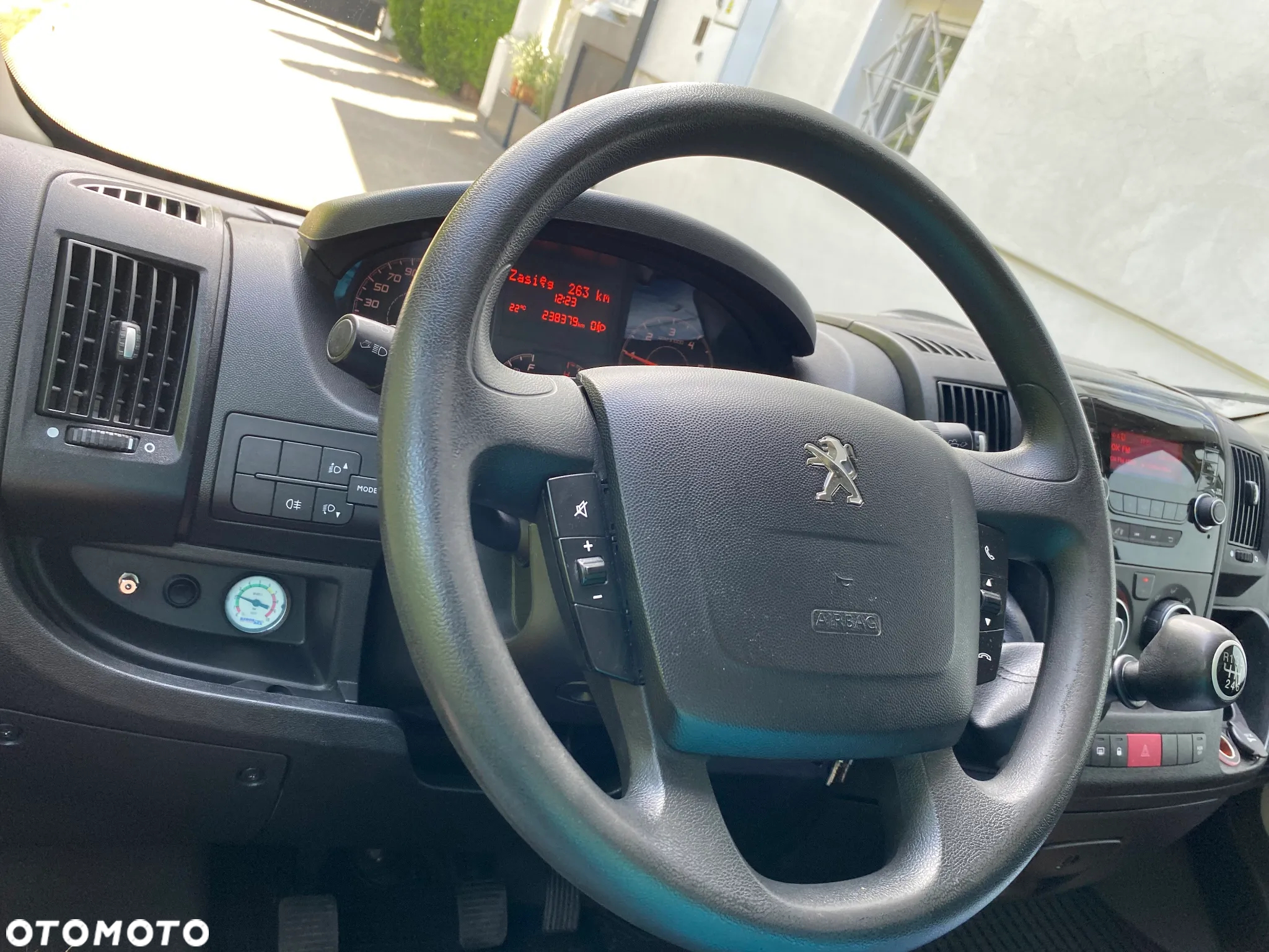 Peugeot Boxer Izoterma kontener 8 Palet 3,5t 163KM Salon PL - 24