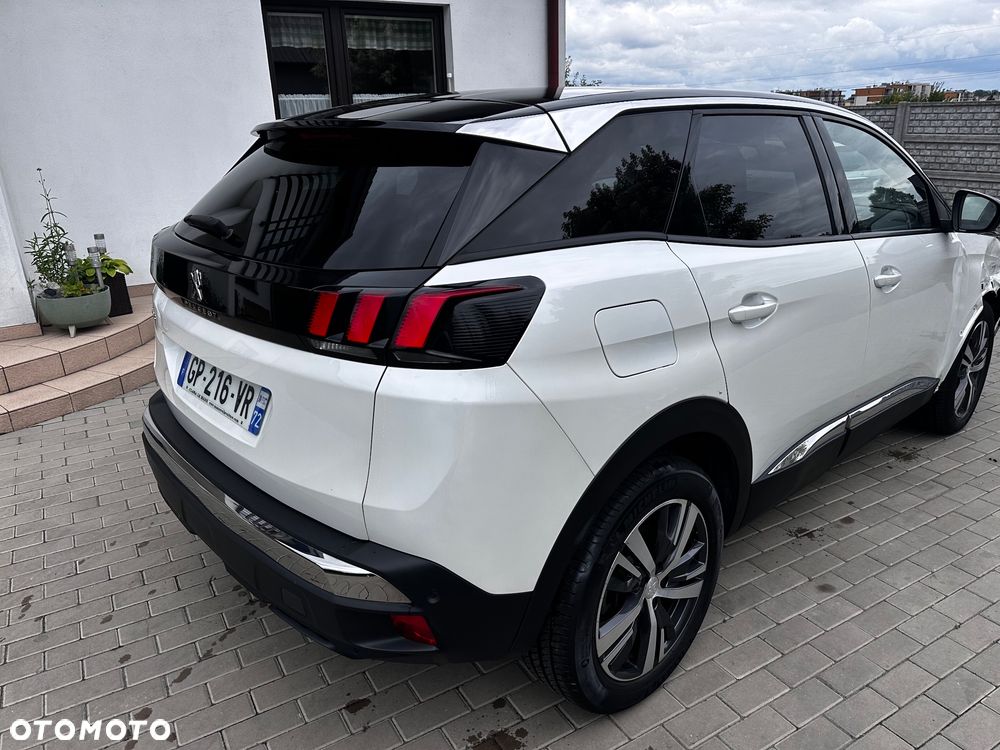 Peugeot 3008 PureTech 130 Stop & Start GPF EAT8 Allure - 11
