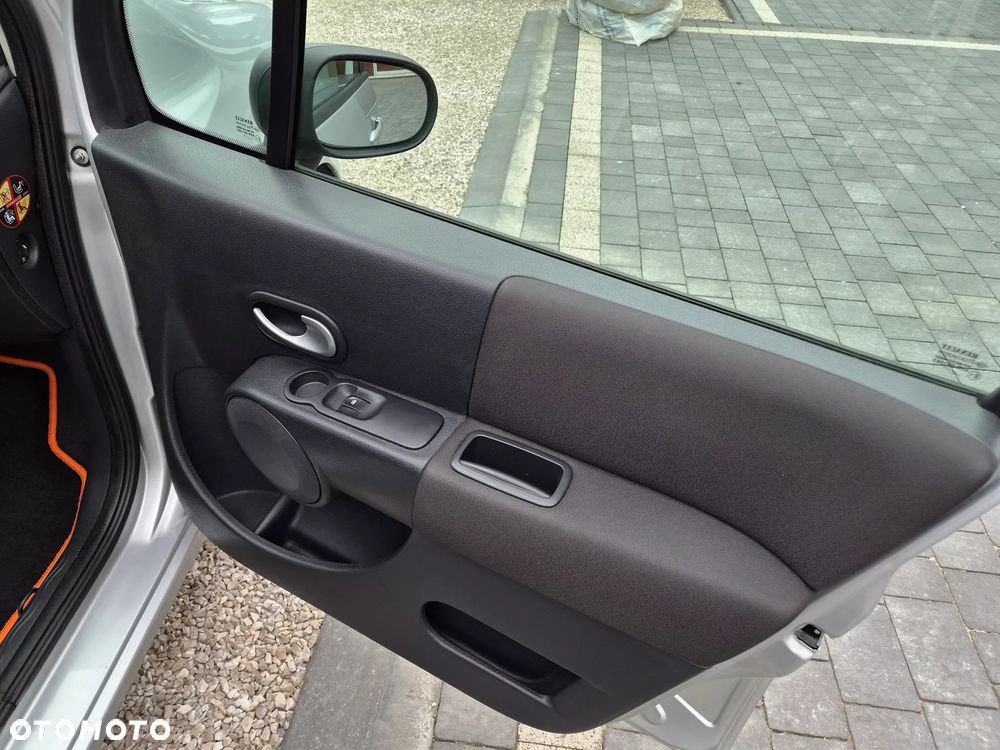 Renault Modus - 21