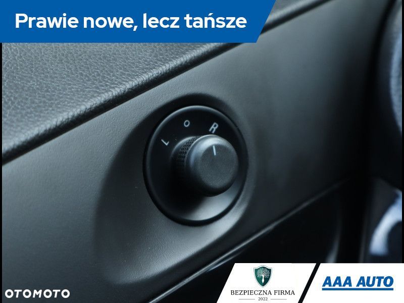 Chevrolet Orlando - 23