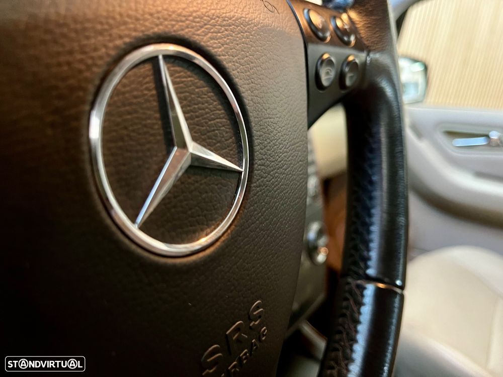 Mercedes-Benz A 180 CDi Elegance Automatic - 23