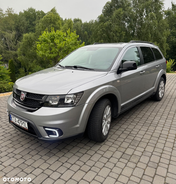 Fiat Freemont 2.0 Multijet 16V DPF Automatik Allrad Black Code