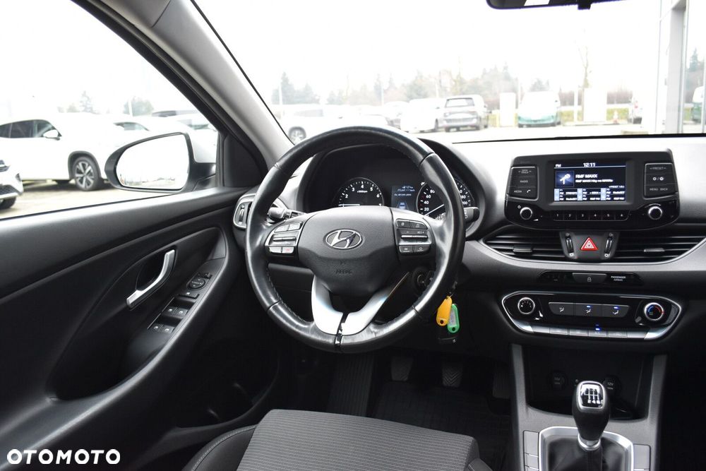 Hyundai i30 1.0 T-GDI Classic + - 11