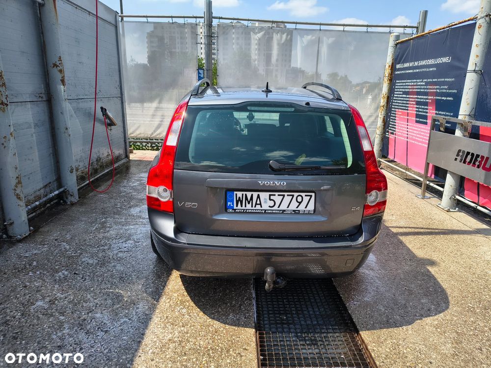 Volvo V50 2.4 - 10