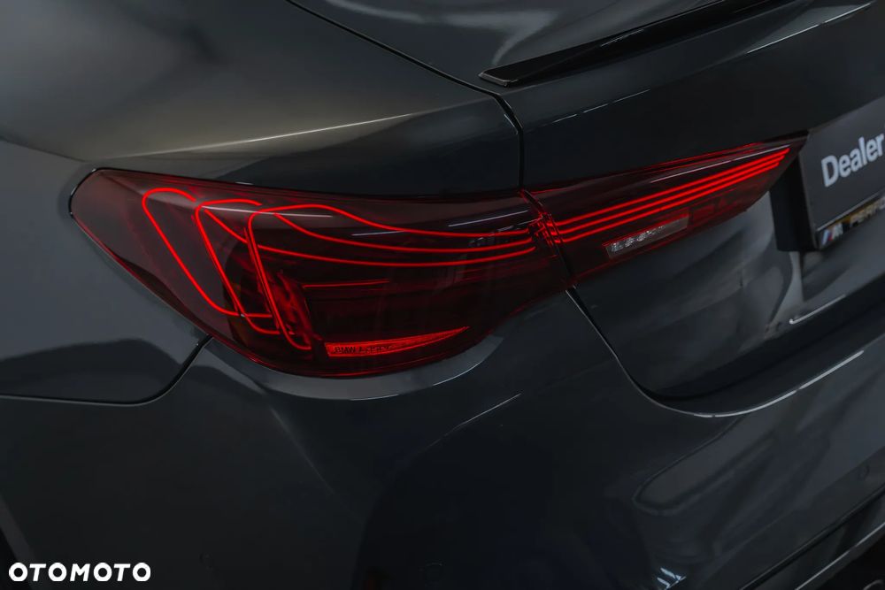 BMW M4 Competition M xDrive - 11