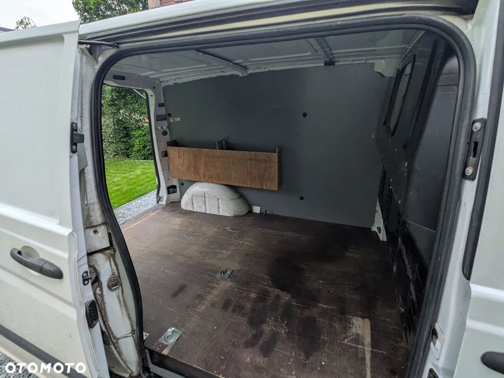 Mercedes-Benz Vito - 10