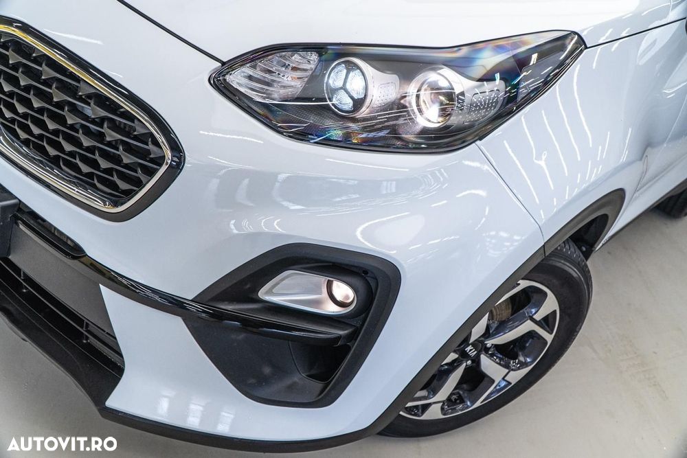 Kia Sportage 1.6 CRDI AWD Eco-Dynamics+ (48V M-H) DCT PLATINUM - 35