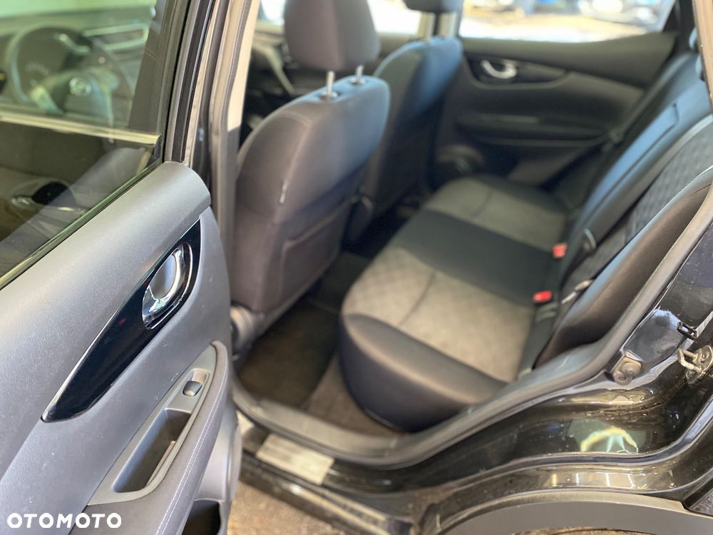 Nissan Qashqai 1.5 dCi Tekna - 17
