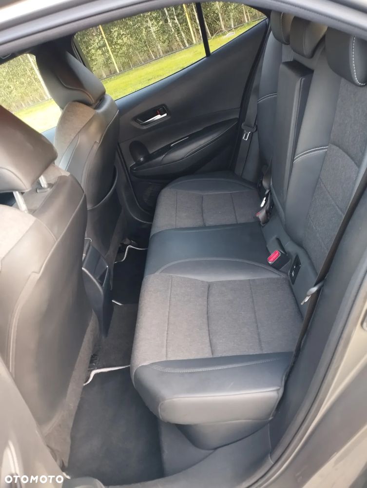 Toyota Corolla 1.8 Hybrid Style - 39