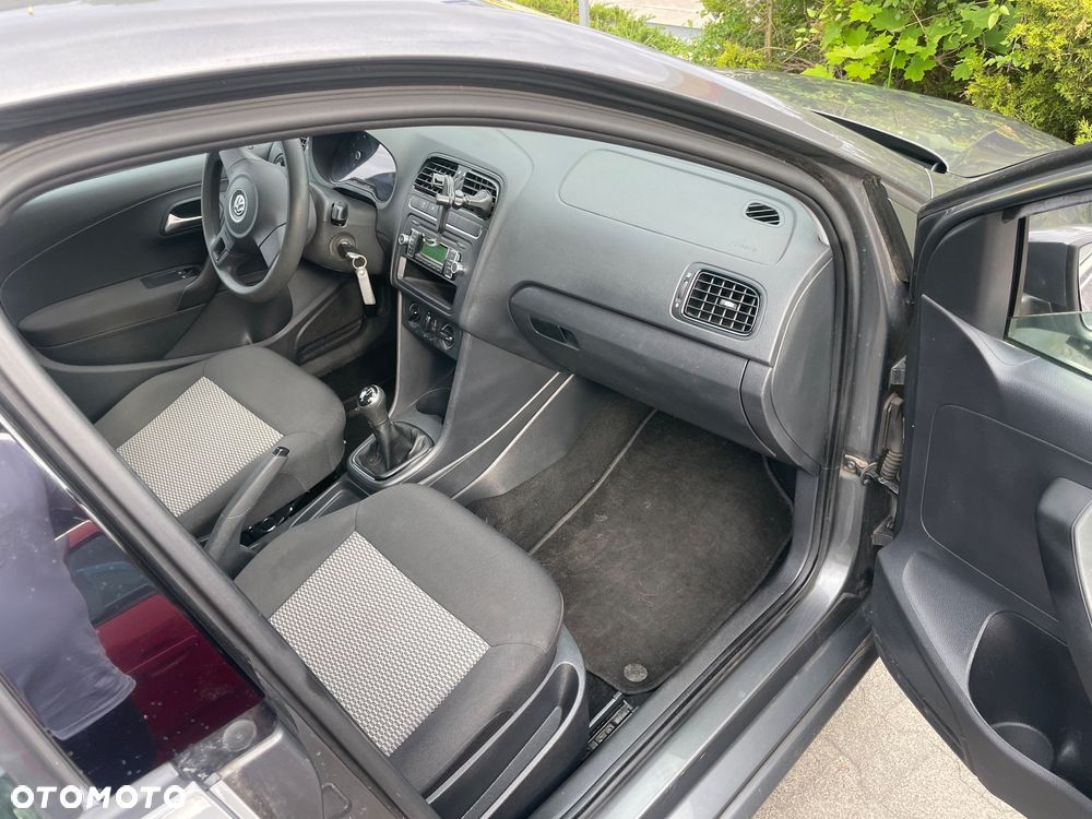 Volkswagen Polo - 13