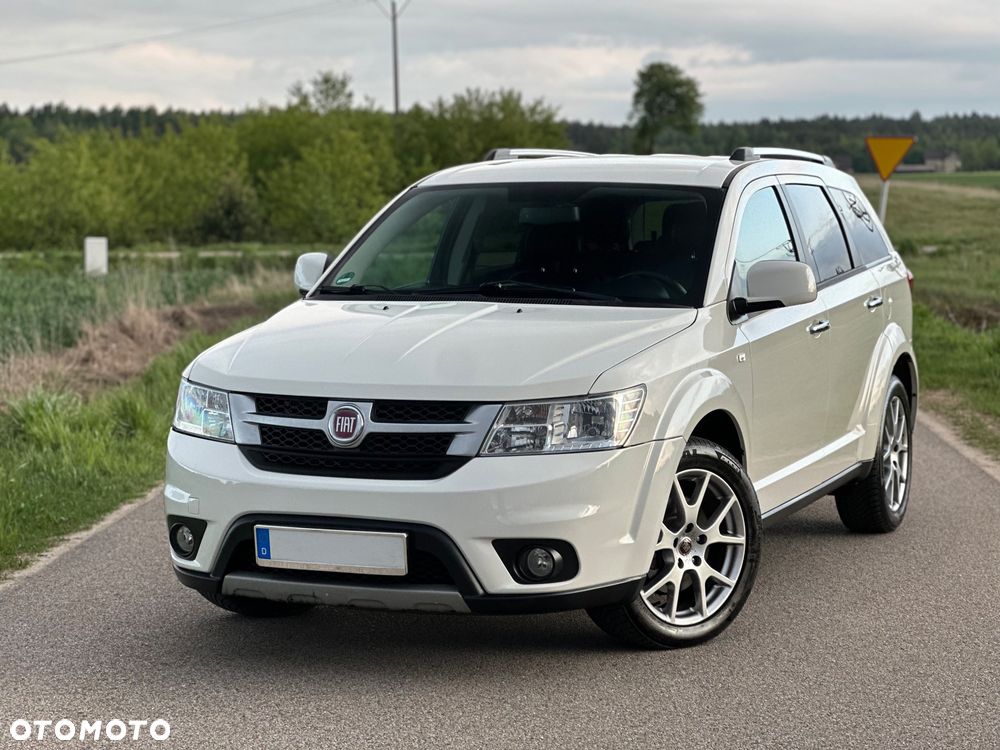 Fiat Freemont 2.0 Multijet 16V DPF Automatik Allrad Lounge - 2