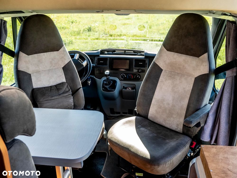 Ford Transit - 12
