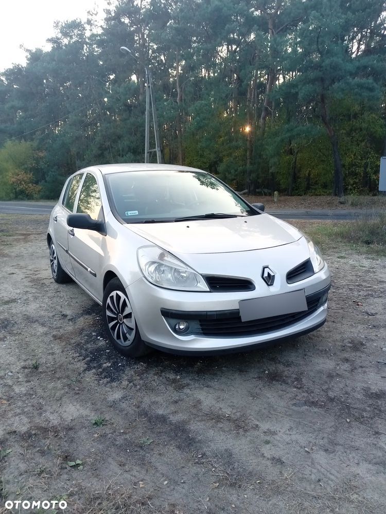 Renault Clio 1.5 dCi Dynamique - 1