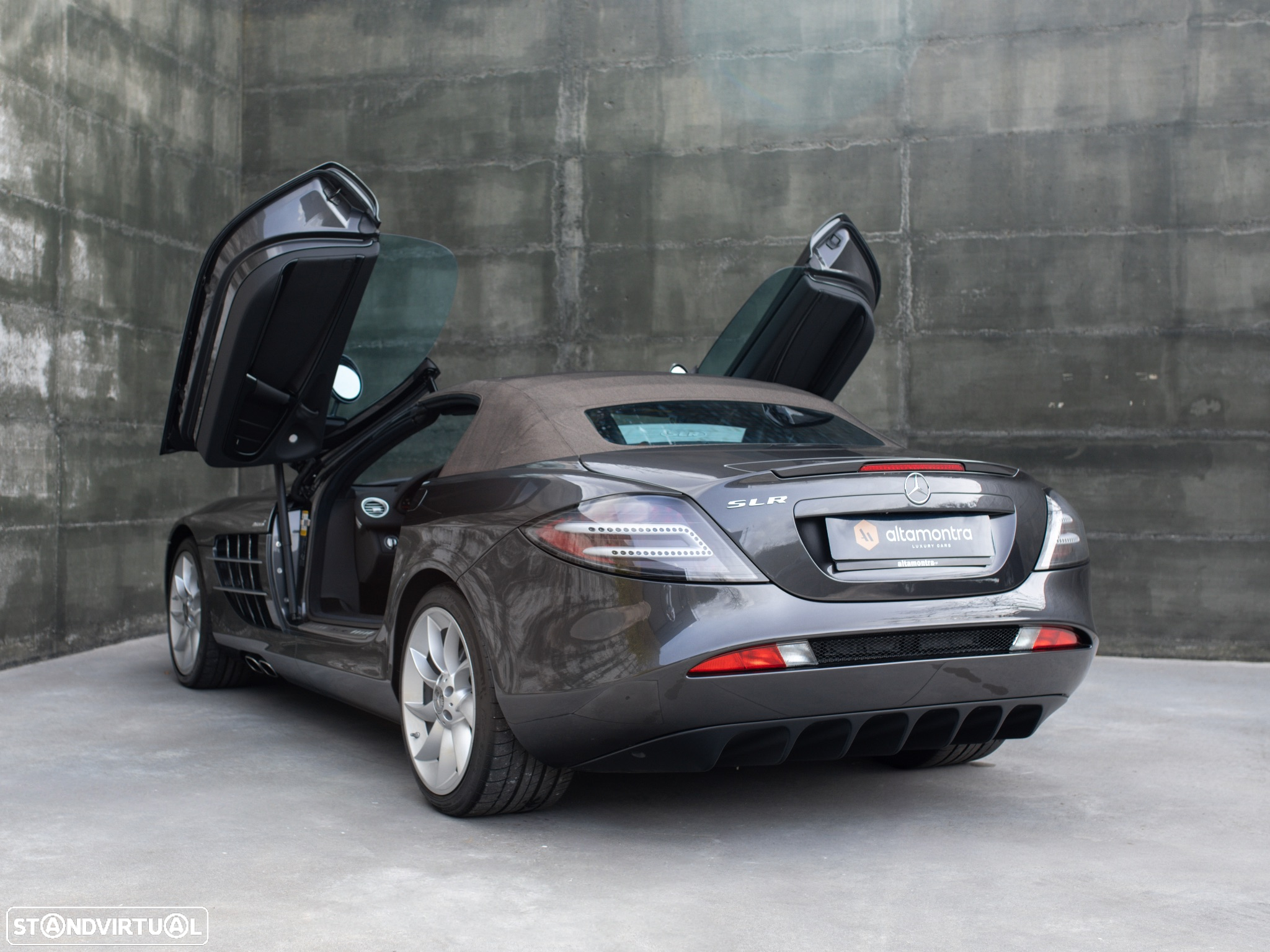 Mercedes-Benz SLR McLaren Roadster - 46