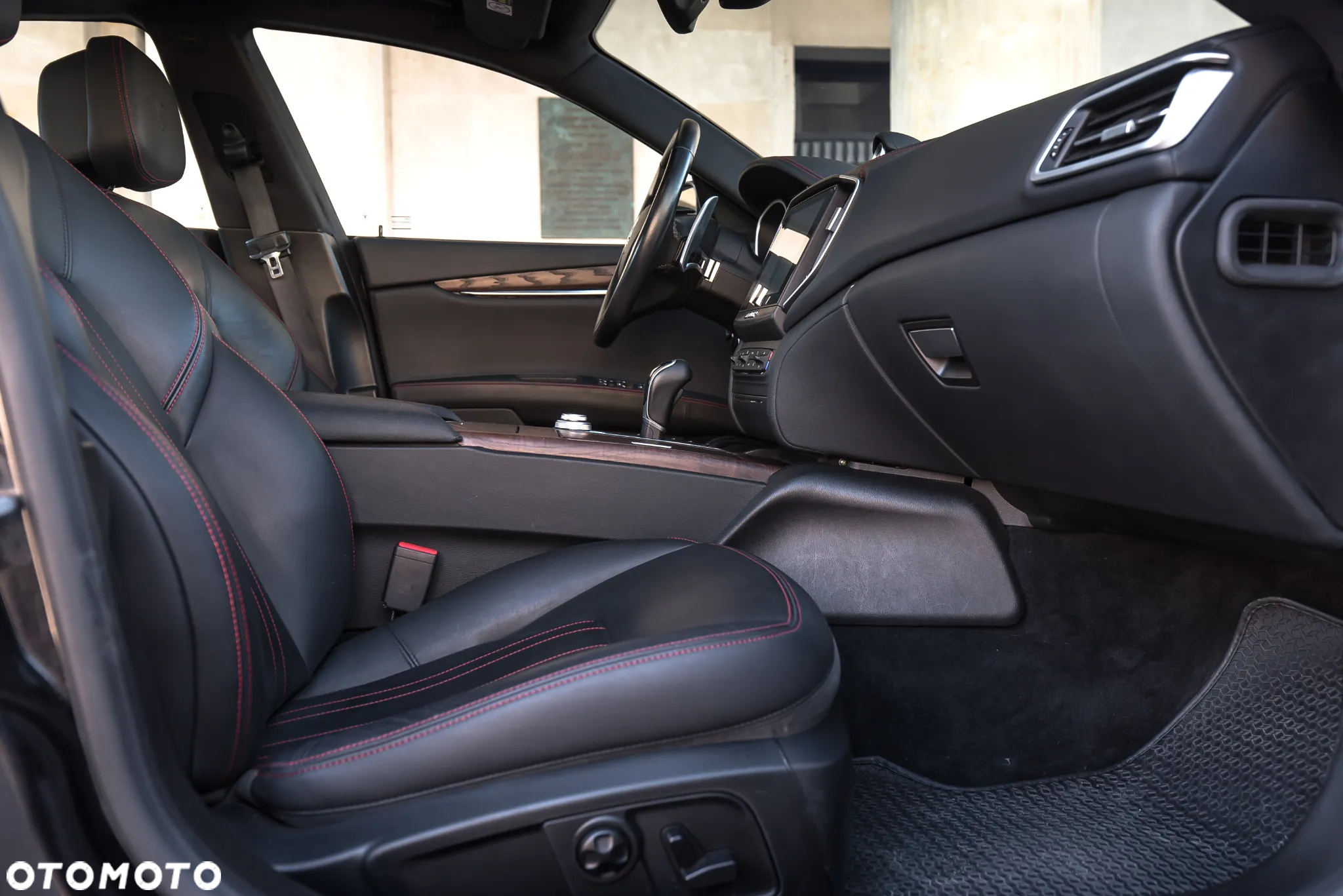 Maserati Ghibli S Q4 - 12