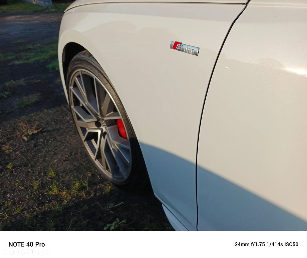 Audi A4 Avant 40 TDI S tronic S line - 17