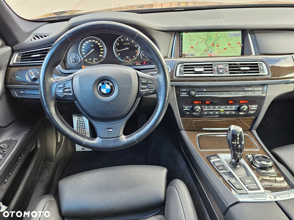 BMW Seria 7 750i xDrive Edition Exclusive - 6