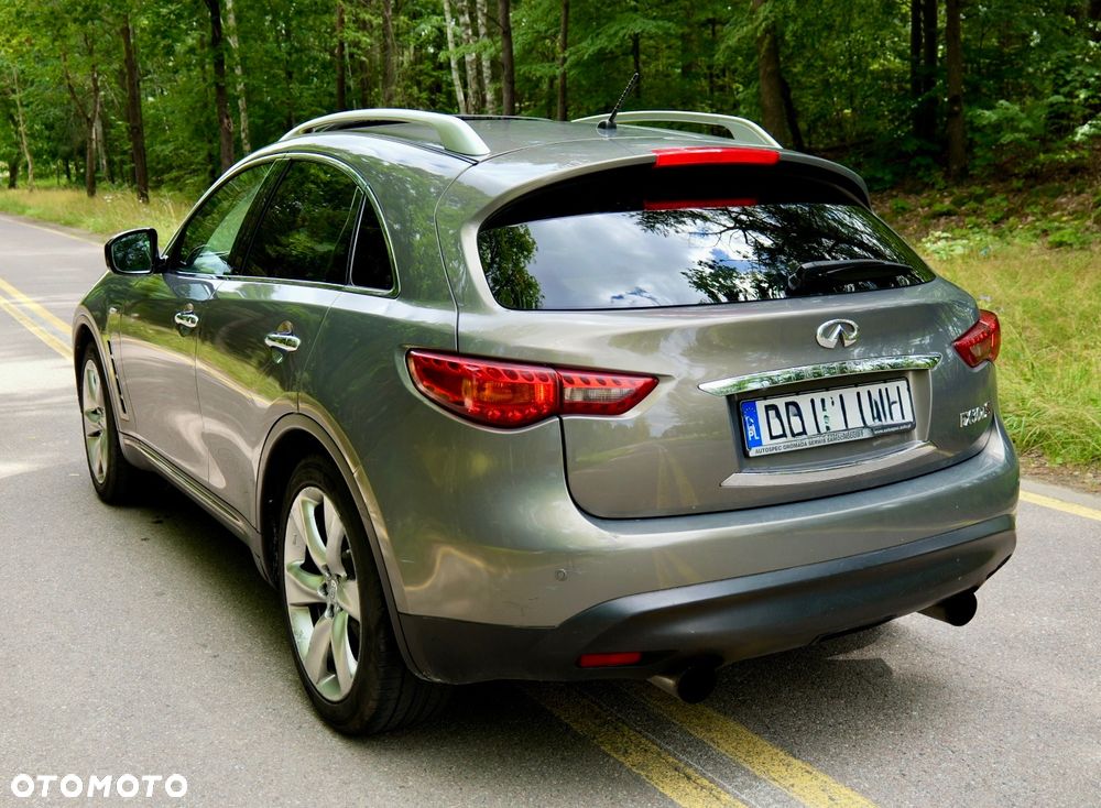 Infiniti FX FX30d S Premium - 4