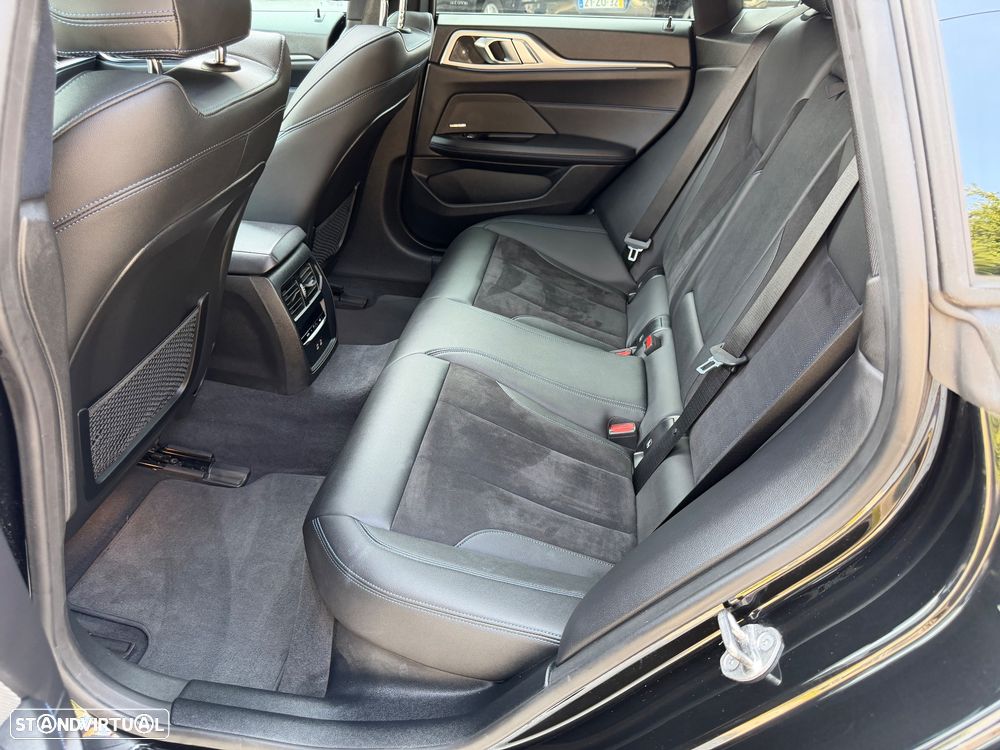 BMW i4 eDrive40 Pack Desportivo M Pro - 23