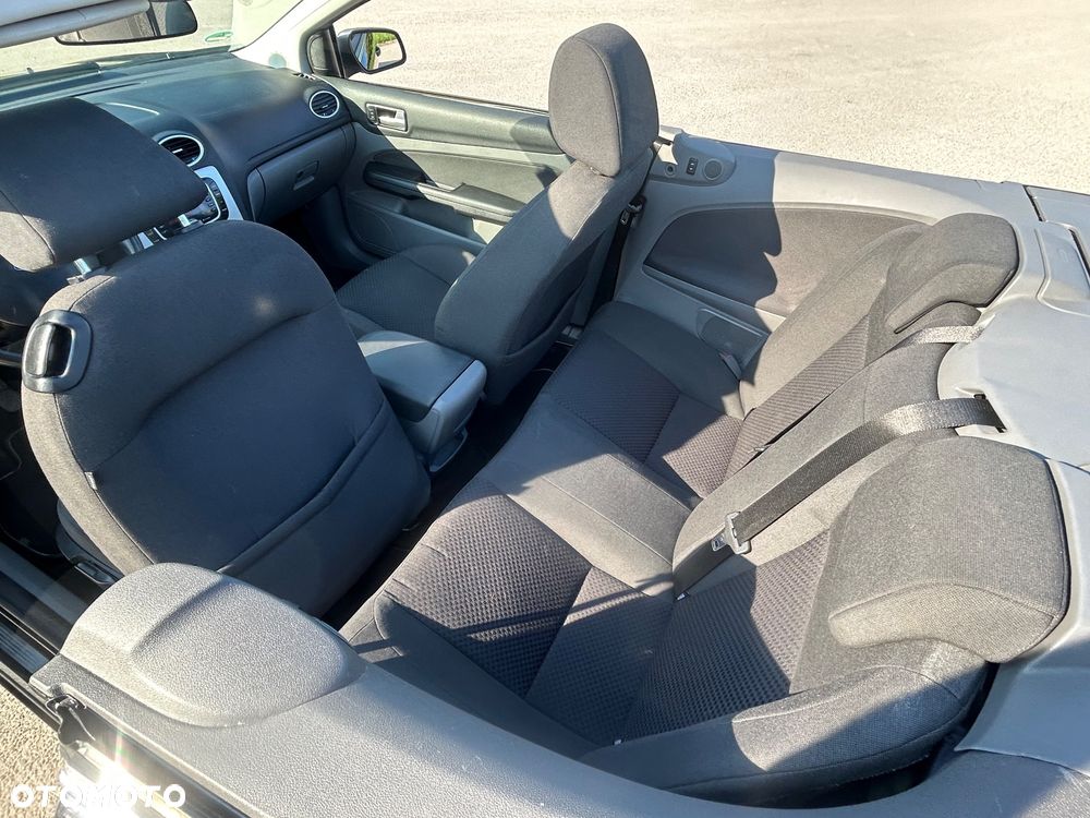 Ford Focus 2.0 16V Style - 24