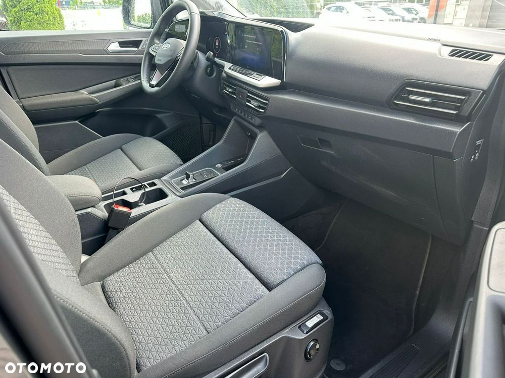 Ford Tourneo Connect - 12